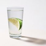 熱中症対策に水飲むのはなぜか？